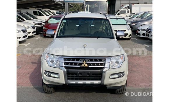 Ra Imported Mitsubishi Pajero funfun Ọkọ̀ in Import - Dubai ni Ashanti Ra Imported Mitsubishi Pajero funfun Ọkọ̀ in Import - Dubai ni Ashanti