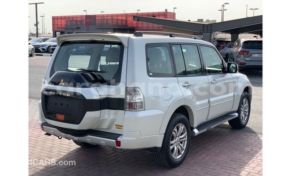 Ra Imported Mitsubishi Pajero funfun Ọkọ̀ in Import - Dubai ni Ashanti Ra Imported Mitsubishi Pajero funfun Ọkọ̀ in Import - Dubai ni Ashanti