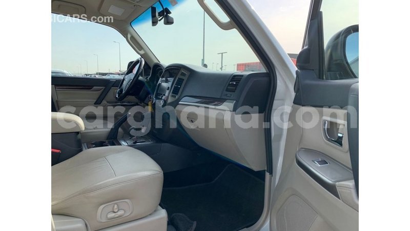 Big with watermark mitsubishi pajero ashanti import dubai 55488