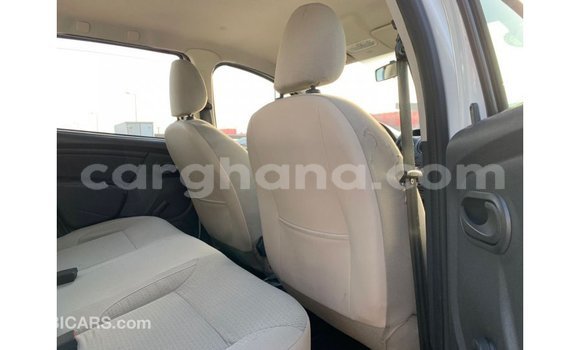 Buy Import Renault Duster White Car in Import - Dubai in Ashanti Buy Import Renault Duster White Car in Import - Dubai in Ashanti