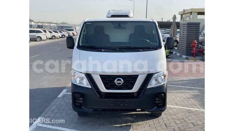 Big with watermark nissan urvan ashanti import dubai 55511