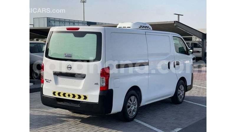 Big with watermark nissan urvan ashanti import dubai 55511