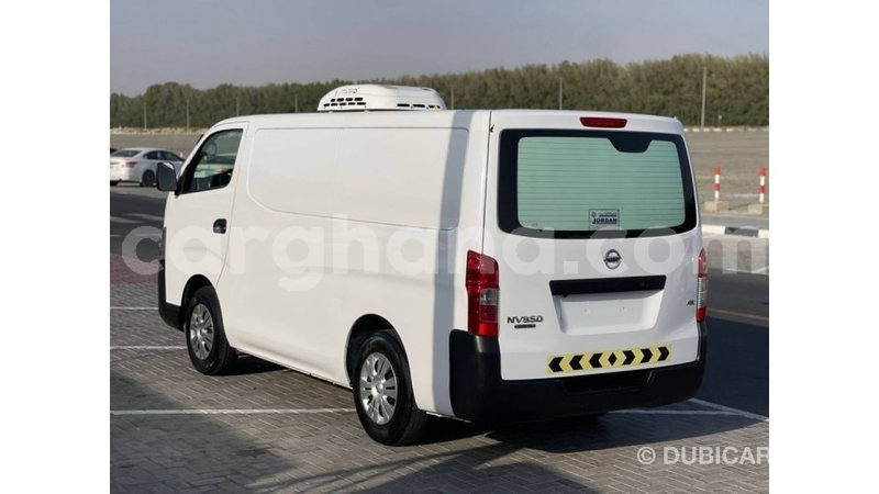 Big with watermark nissan urvan ashanti import dubai 55511