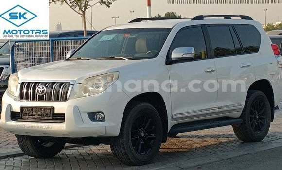 Buy Import Toyota IST White Car in Import - Dubai in Ashanti Buy Import Toyota IST White Car in Import - Dubai in Ashanti