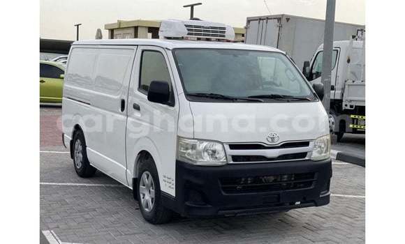 Ra Imported Toyota Hiace funfun Ọkọ̀ in Import - Dubai ni Ashanti Ra Imported Toyota Hiace funfun Ọkọ̀ in Import - Dubai ni Ashanti