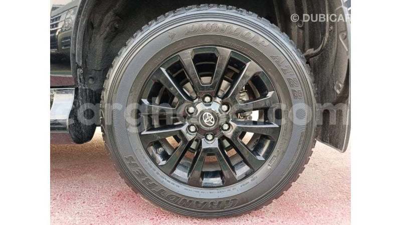 Big with watermark toyota prado ashanti import dubai 55538