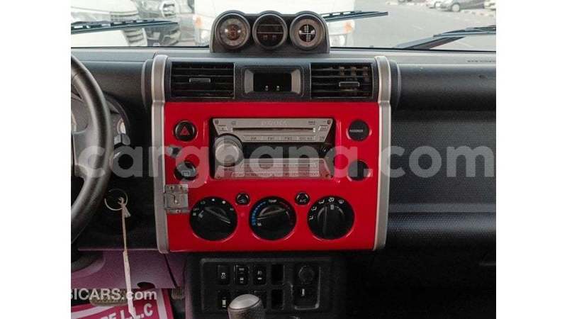 Big with watermark toyota fj cruiser ashanti import dubai 55545