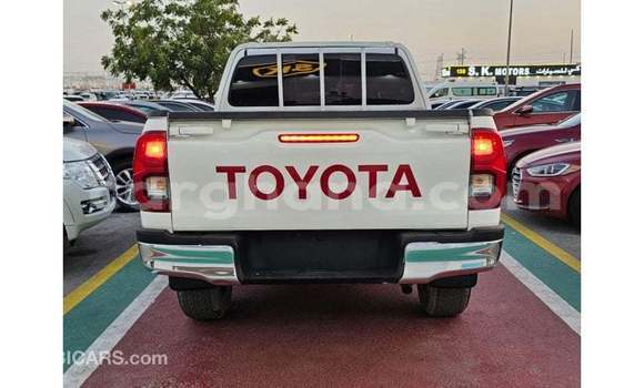 Buy Import Toyota Hilux White Car in Import - Dubai in Ashanti Buy Import Toyota Hilux White Car in Import - Dubai in Ashanti