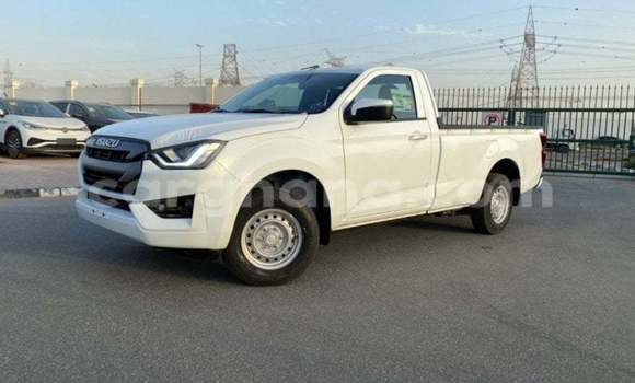 Ra Imported Isuzu Rodeo funfun Ọkọ̀ in Import - Dubai ni Ashanti