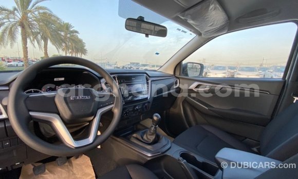 Buy Import Isuzu Rodeo White Car in Import - Dubai in Ashanti Buy Import Isuzu Rodeo White Car in Import - Dubai in Ashanti
