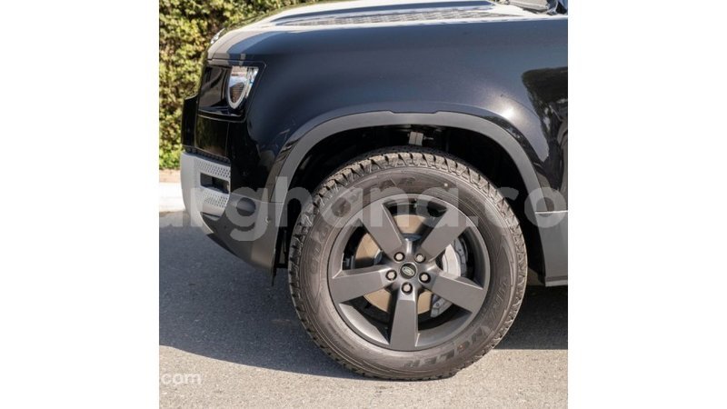 Big with watermark land rover defender ashanti import dubai 55567