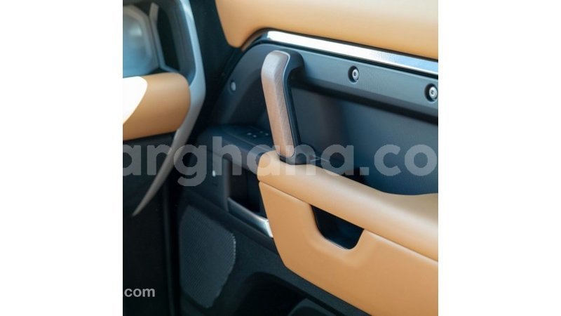 Big with watermark land rover defender ashanti import dubai 55567