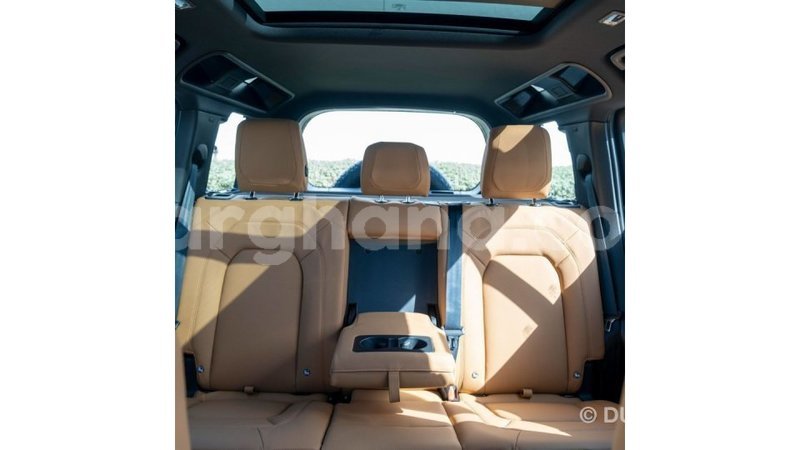 Big with watermark land rover defender ashanti import dubai 55567