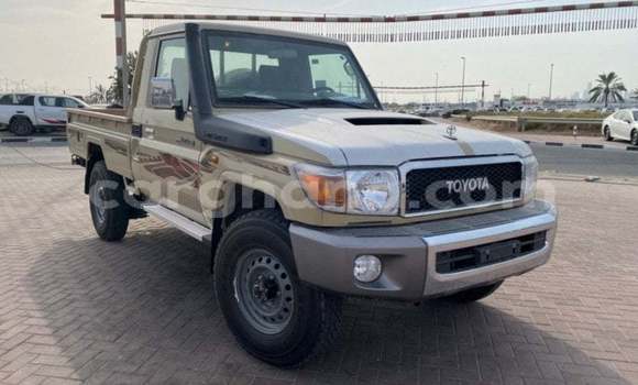 Buy Import Toyota Land Cruiser Beige Car in Import - Dubai in Ashanti