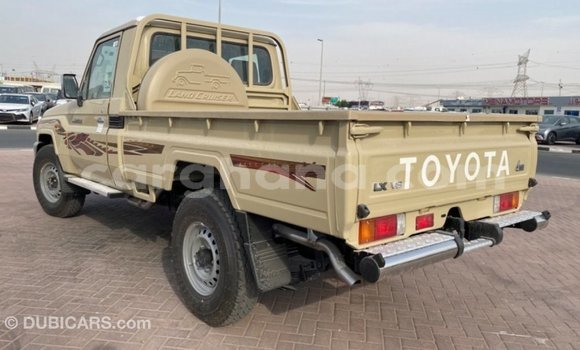 Buy Import Toyota Land Cruiser Beige Car in Import - Dubai in Ashanti Buy Import Toyota Land Cruiser Beige Car in Import - Dubai in Ashanti