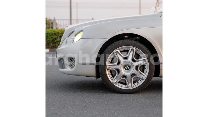 Big with watermark bentley flying spur ashanti import dubai 55588