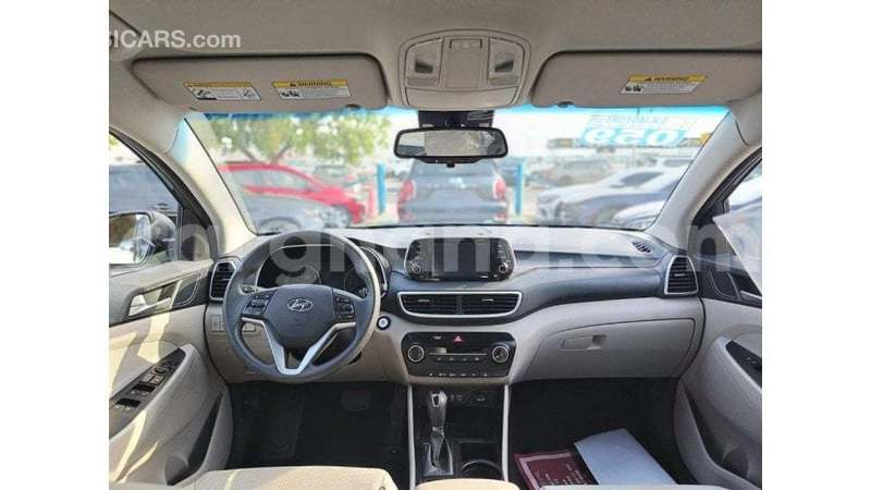 Big with watermark hyundai tucson ashanti import dubai 55591