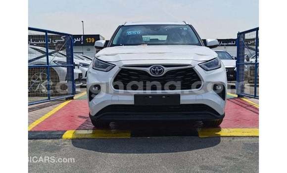 Buy Import Toyota Highlander White Car in Import - Dubai in Ashanti Buy Import Toyota Highlander White Car in Import - Dubai in Ashanti