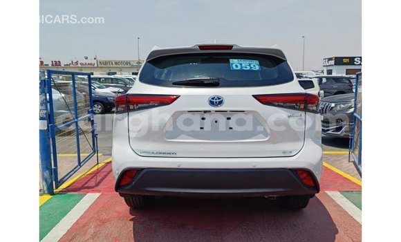 Buy Import Toyota Highlander White Car in Import - Dubai in Ashanti Buy Import Toyota Highlander White Car in Import - Dubai in Ashanti