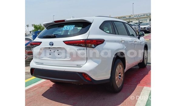 Buy Import Toyota Highlander White Car in Import - Dubai in Ashanti Buy Import Toyota Highlander White Car in Import - Dubai in Ashanti