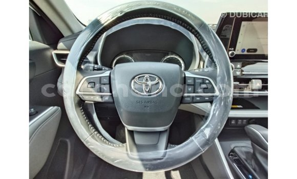 Buy Import Toyota Highlander White Car in Import - Dubai in Ashanti Buy Import Toyota Highlander White Car in Import - Dubai in Ashanti
