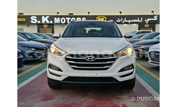 Sayi Imported Hyundai Tucson White Mota in Import - Dubai a Ashanti Sayi Imported Hyundai Tucson White Mota in Import - Dubai a Ashanti