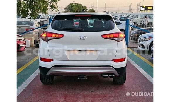 Sayi Imported Hyundai Tucson White Mota in Import - Dubai a Ashanti Sayi Imported Hyundai Tucson White Mota in Import - Dubai a Ashanti