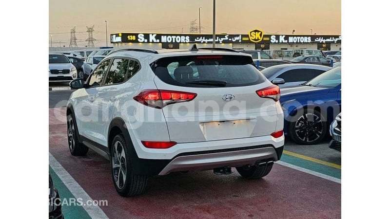 Big with watermark hyundai tucson ashanti import dubai 55604