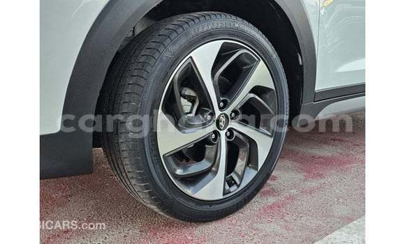 Sayi Imported Hyundai Tucson White Mota in Import - Dubai a Ashanti Sayi Imported Hyundai Tucson White Mota in Import - Dubai a Ashanti