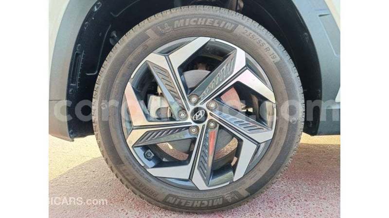 Big with watermark hyundai tucson ashanti import dubai 55605