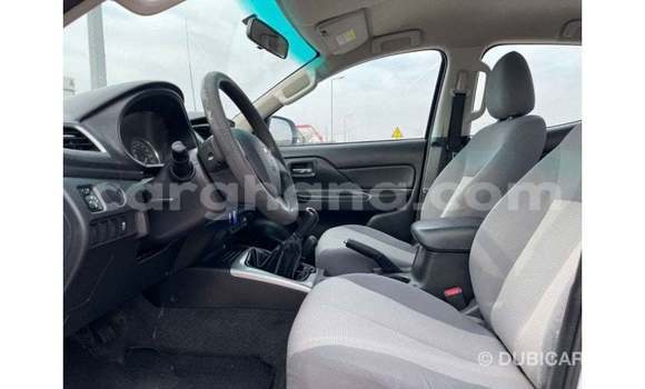 Ra Imported Mitsubishi L200 funfun Ọkọ̀ in Import - Dubai ni Ashanti Ra Imported Mitsubishi L200 funfun Ọkọ̀ in Import - Dubai ni Ashanti