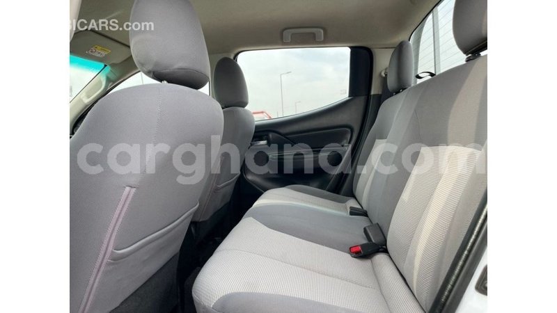 Big with watermark mitsubishi l200 ashanti import dubai 55619