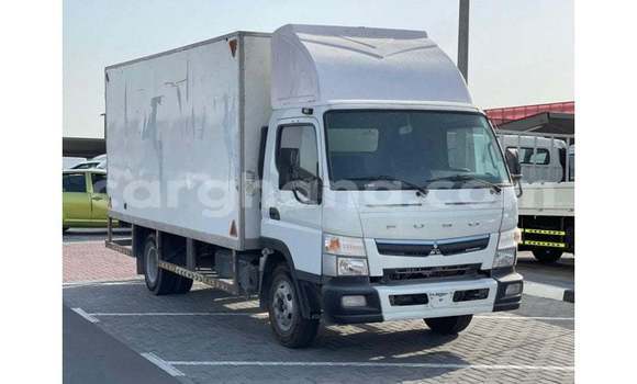 Ra Imported Mitsubishi Carisma funfun Ọkọ̀ in Import - Dubai ni Ashanti Ra Imported Mitsubishi Carisma funfun Ọkọ̀ in Import - Dubai ni Ashanti