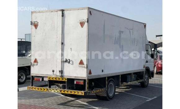 Ra Imported Mitsubishi Carisma funfun Ọkọ̀ in Import - Dubai ni Ashanti Ra Imported Mitsubishi Carisma funfun Ọkọ̀ in Import - Dubai ni Ashanti