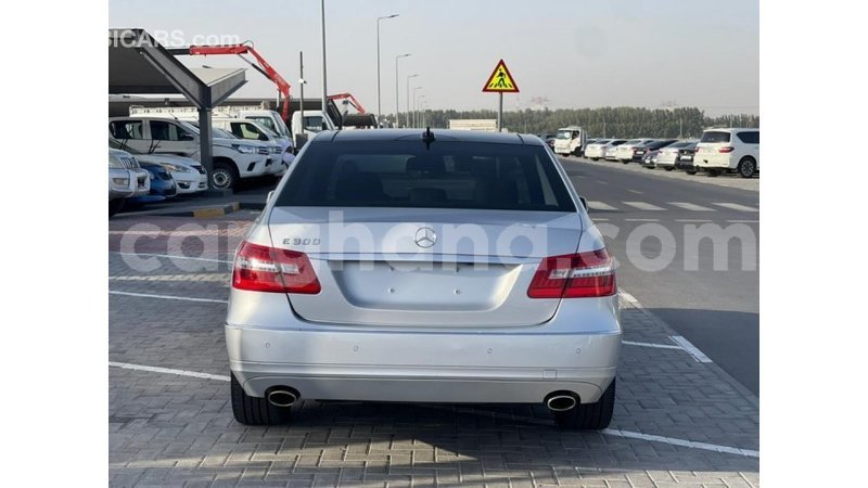 Big with watermark mercedes benz a200 ashanti import dubai 55625