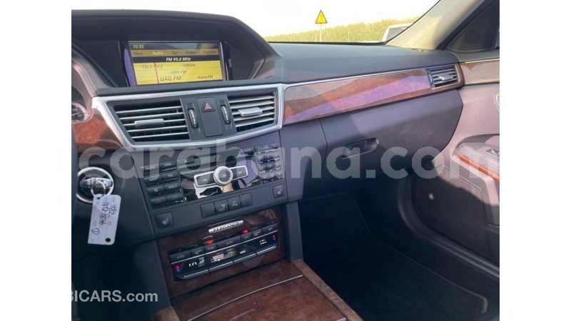 Big with watermark mercedes benz a200 ashanti import dubai 55625