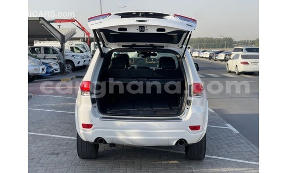 Buy Import Jeep Grand Cherokee White Car in Import - Dubai in Ashanti Buy Import Jeep Grand Cherokee White Car in Import - Dubai in Ashanti