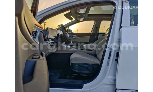 Buy Import Kia Sportage White Car in Import - Dubai in Ashanti Buy Import Kia Sportage White Car in Import - Dubai in Ashanti