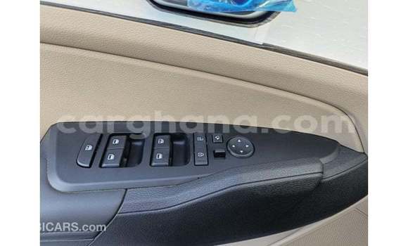 Buy Import Kia Sportage White Car in Import - Dubai in Ashanti Buy Import Kia Sportage White Car in Import - Dubai in Ashanti