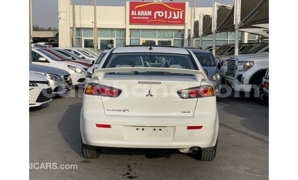 Ra Imported Mitsubishi Lancer funfun Ọkọ̀ in Import - Dubai ni Ashanti Ra Imported Mitsubishi Lancer funfun Ọkọ̀ in Import - Dubai ni Ashanti