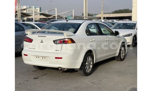 Ra Imported Mitsubishi Lancer funfun Ọkọ̀ in Import - Dubai ni Ashanti Ra Imported Mitsubishi Lancer funfun Ọkọ̀ in Import - Dubai ni Ashanti