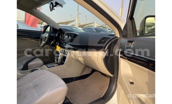 Ra Imported Mitsubishi Lancer funfun Ọkọ̀ in Import - Dubai ni Ashanti Ra Imported Mitsubishi Lancer funfun Ọkọ̀ in Import - Dubai ni Ashanti