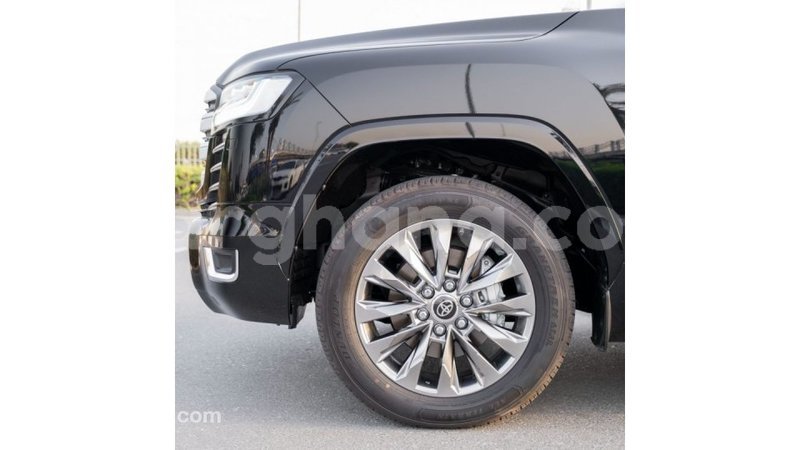 Big with watermark toyota land cruiser ashanti import dubai 55660