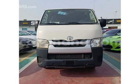 Ra Imported Toyota IST funfun Ọkọ̀ in Import - Dubai ni Ashanti Ra Imported Toyota IST funfun Ọkọ̀ in Import - Dubai ni Ashanti