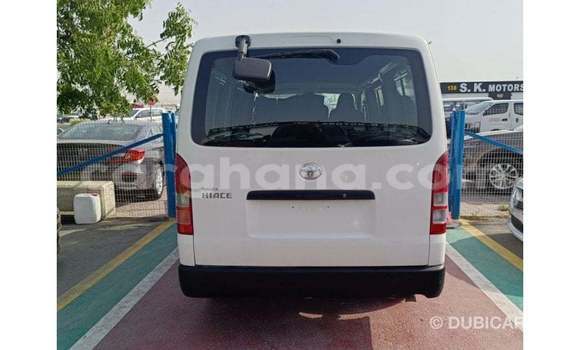 Ra Imported Toyota IST funfun Ọkọ̀ in Import - Dubai ni Ashanti Ra Imported Toyota IST funfun Ọkọ̀ in Import - Dubai ni Ashanti