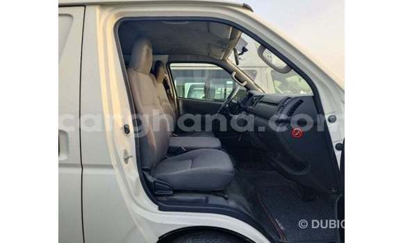 Ra Imported Toyota IST funfun Ọkọ̀ in Import - Dubai ni Ashanti Ra Imported Toyota IST funfun Ọkọ̀ in Import - Dubai ni Ashanti