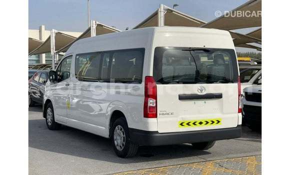 Ra Imported Toyota Hiace funfun Ọkọ̀ in Import - Dubai ni Ashanti Ra Imported Toyota Hiace funfun Ọkọ̀ in Import - Dubai ni Ashanti