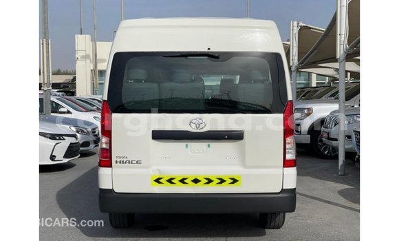 Ra Imported Toyota Hiace funfun Ọkọ̀ in Import - Dubai ni Ashanti Ra Imported Toyota Hiace funfun Ọkọ̀ in Import - Dubai ni Ashanti
