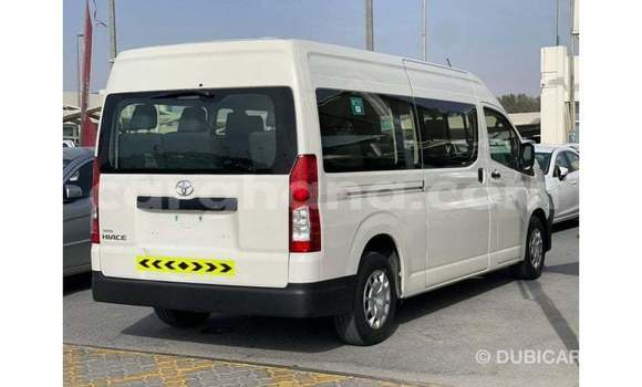 Ra Imported Toyota Hiace funfun Ọkọ̀ in Import - Dubai ni Ashanti Ra Imported Toyota Hiace funfun Ọkọ̀ in Import - Dubai ni Ashanti