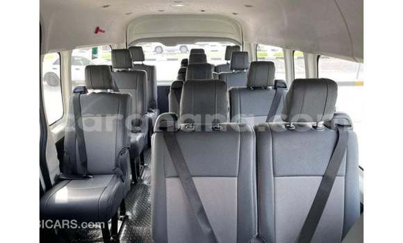 Ra Imported Toyota Hiace funfun Ọkọ̀ in Import - Dubai ni Ashanti Ra Imported Toyota Hiace funfun Ọkọ̀ in Import - Dubai ni Ashanti